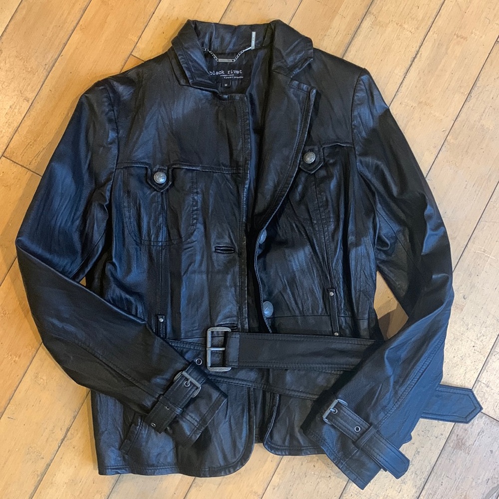 Like New Black Rivet Ladies Leather Motorcycle Jacket size Medium